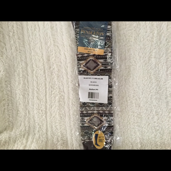 New Pendleton Maroon Socks - Picture 5 of 7